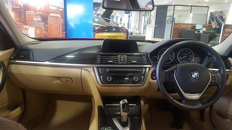 Luxury vehicle interior for Red Rocks transportation