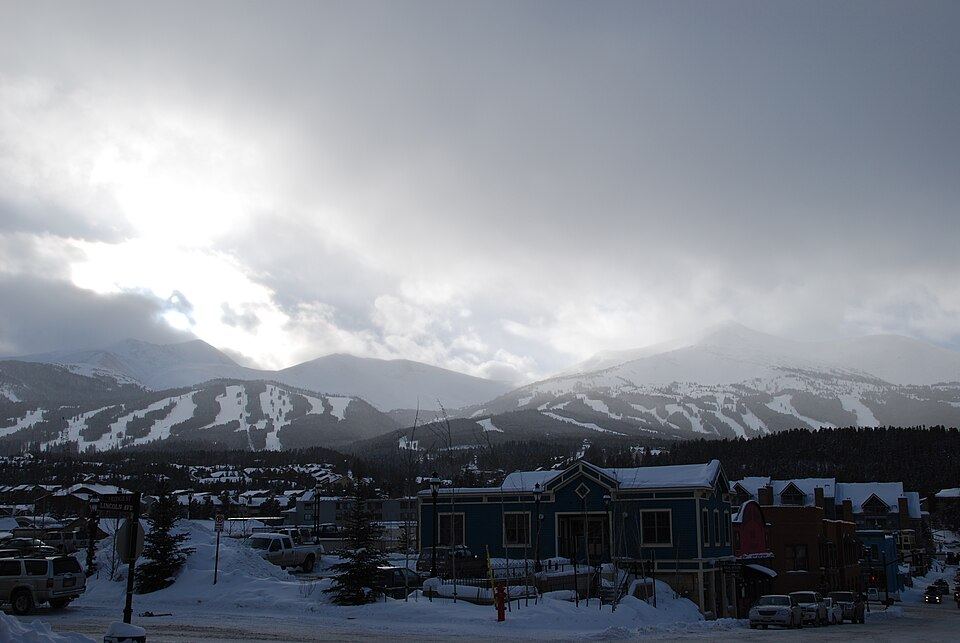 Breckenridge: The Guide — Dining, Activities & Seasonal Adventures