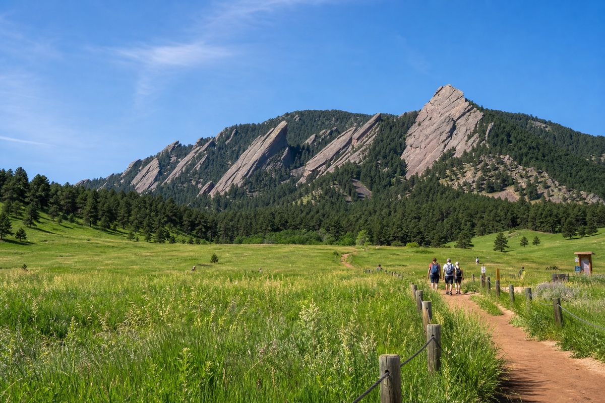 Flatirons viewed from Chautauqua Park in Boulder, Colorado