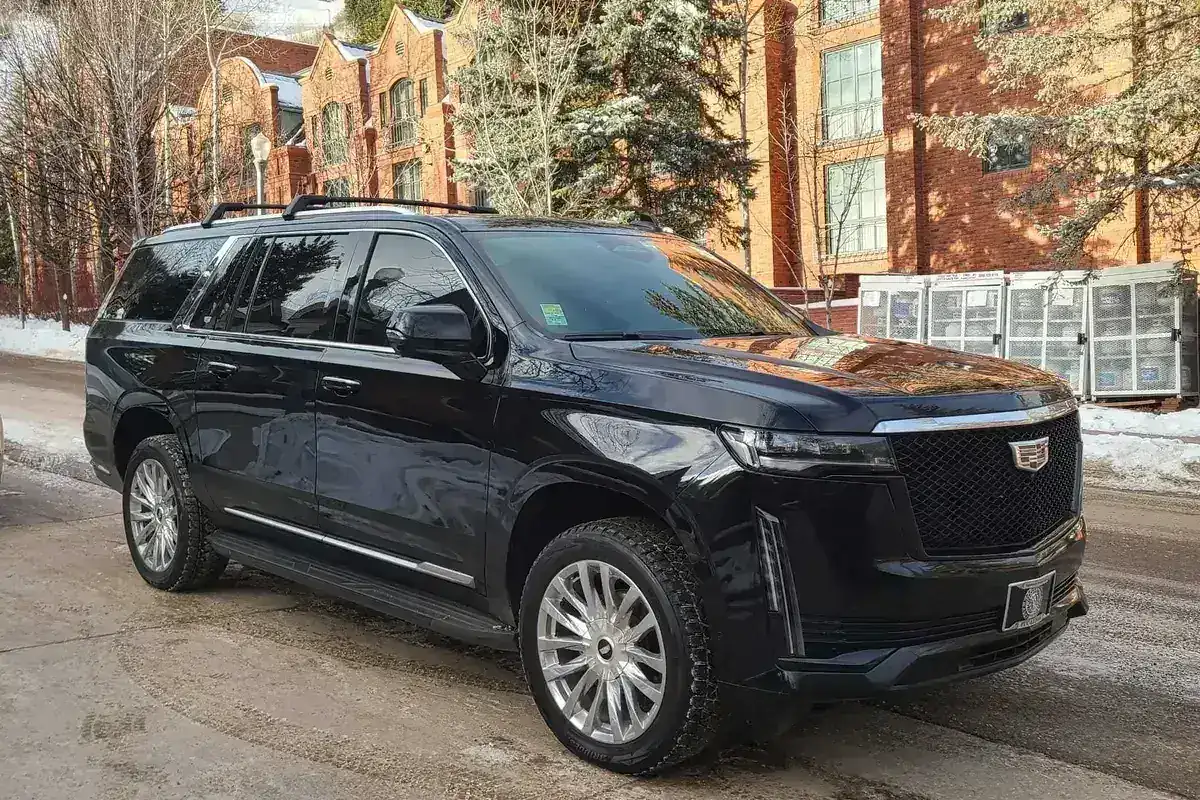 FBO car service Denver private aviation