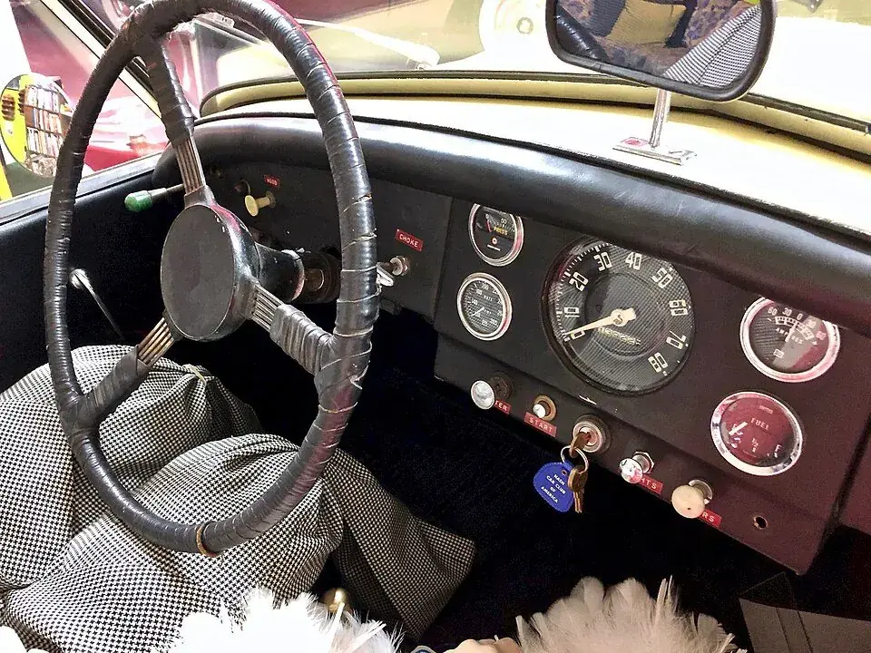 Luxury car interior for private Red Rocks transportation