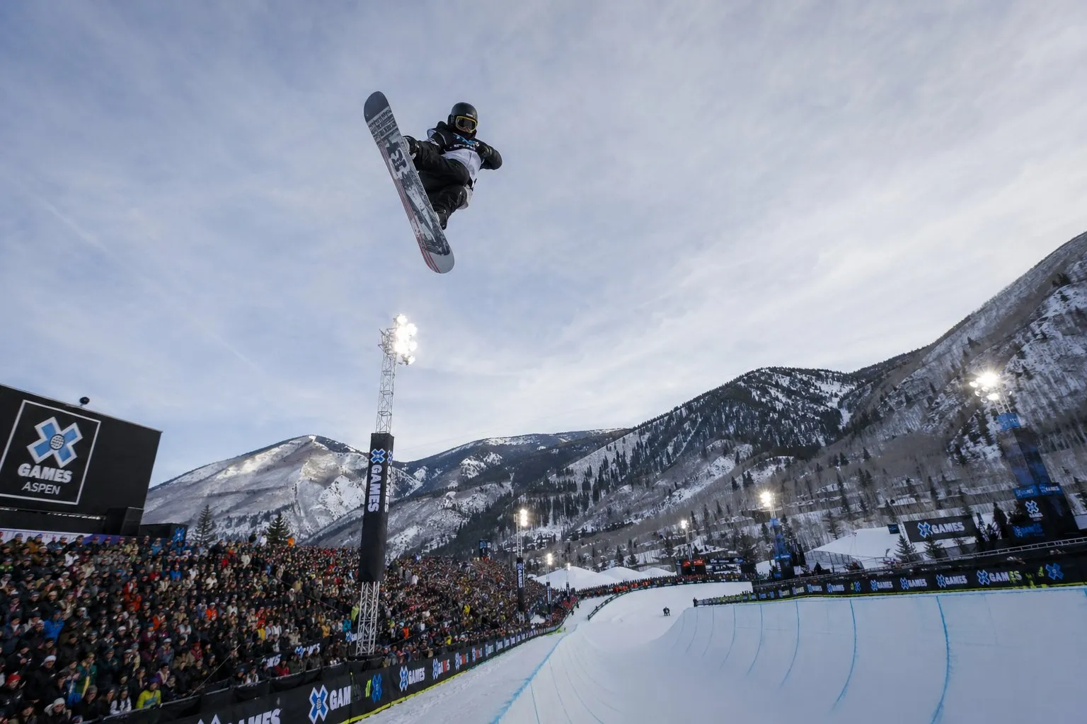 Aspen Snowmass: The Guide, Dining, Activities & Seasonal Adventures